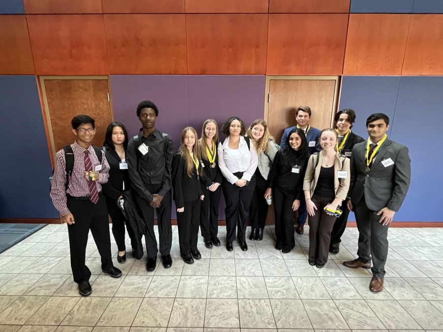 Members+of+Parkway%E2%80%99s+FBLA+team+show+off+their+medals+after+doing+well+at+district+where+several+members+qualified+for+state.+Senior+Riley+Huelsmann+received+fourth+place+in+Accounting+2%2C+sophomore+Gemma+Fish+placed+first+place+in+Introduction+to+Financial+Math%2C+senior+Alejandro+Garza+Elosua+placed+second+place+in+Personal+Finance%2C+freshman+Michelle+Grinko+placed+first+place+in+Computer+Applications%2C+Garza+Elosua+%26+senior+Rushit+Patel+placed+second+place+in+Business+Management%2C+and+Patel+also+received+the+Wild+Card+in+Business+Calculations.+All+will+represent+North+at+State.%0A