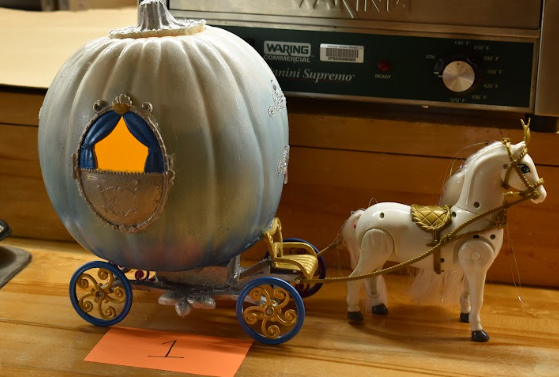 Teachers participate in fall cooking and decorating contests