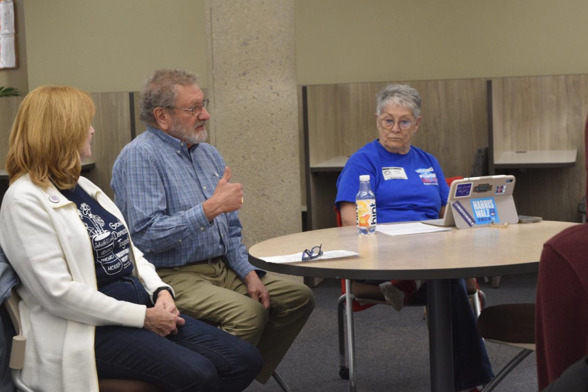 Voting Activists including Harvey Ferdman and Rusti Levin speak with students involved in the Civics Club on Nov. 21. Civics Club hopes to hosts more speakers to encourage students to get involved in the political process. 